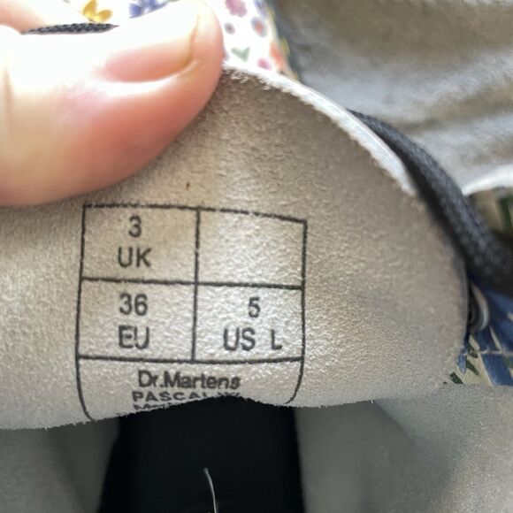 DR MARTENS Boots Womens 5  PASCAL Wanderlust Bone White Floral Leather Rare New - Picture 9 of 9